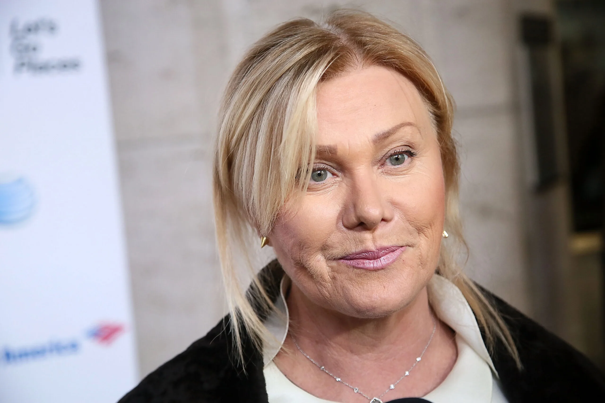 Deborra-lee Furness is reeling over ex-husband Hugh Jackman's refusal to sign a prenup with bride-to-be Sutton Foster.