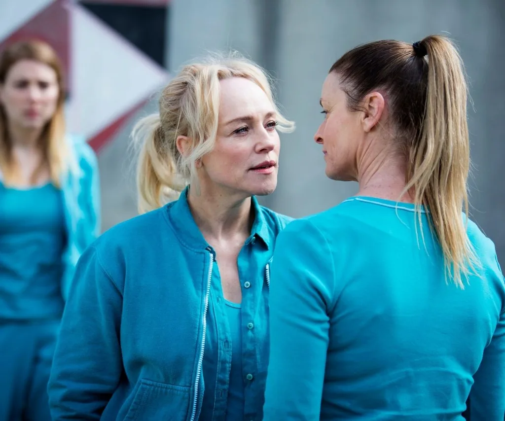 Susie Porter and Tammy MacIntosh tussle in Wentworth