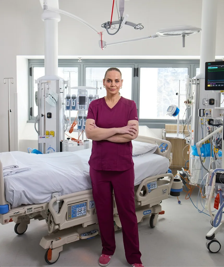 A powerful look at Jelena Dokic as she steps into a challenging new role on the healthcare frontline