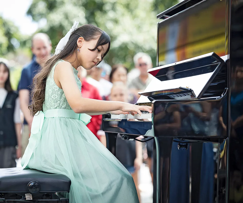 Leila is a contestant on The Piano.