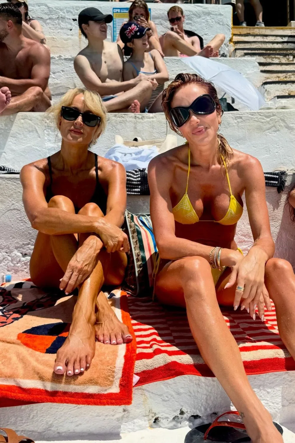 Jackie O and Pip Edwards at the beach