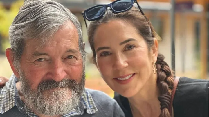 Queen Mary with her dad John