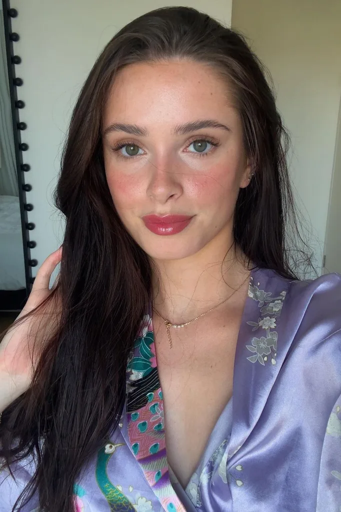 Willow Stefanovic flew back to Australia in March to spend some time with her mum. (Credit: Instagram)
