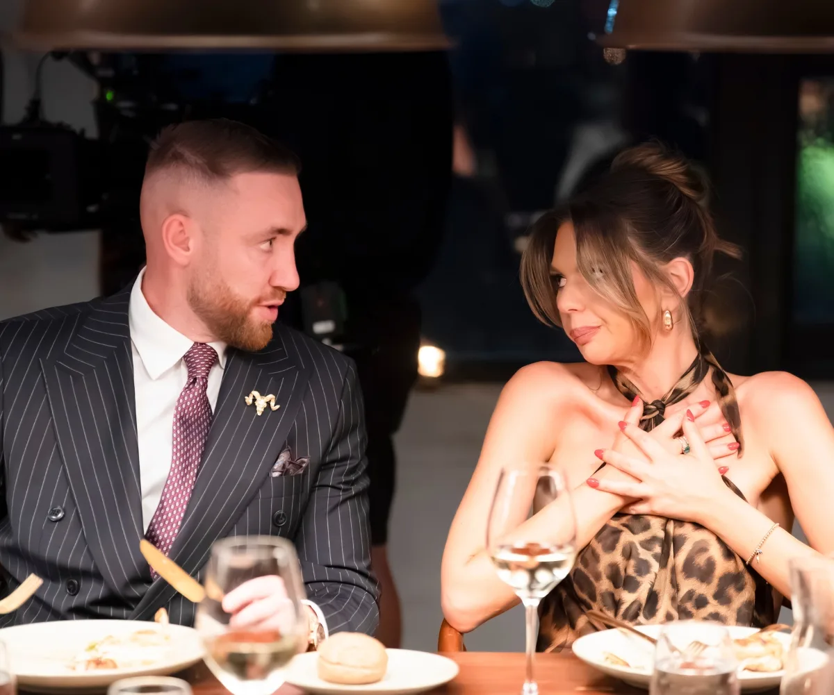 Bec loses it at intruder Stephanie after finding out she had been texting her ex Danny (Credit: Channel Nine)