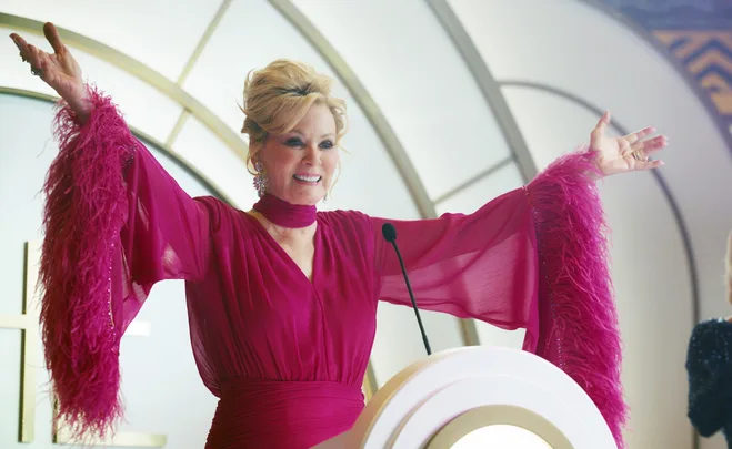 Jean Smart and Hannah Einbinder tease the ‘surprising’ finale of Hacks season 5