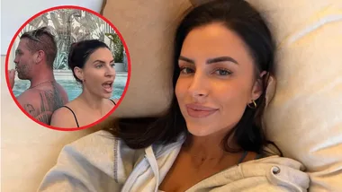 MAFS' rhi taking a selfie