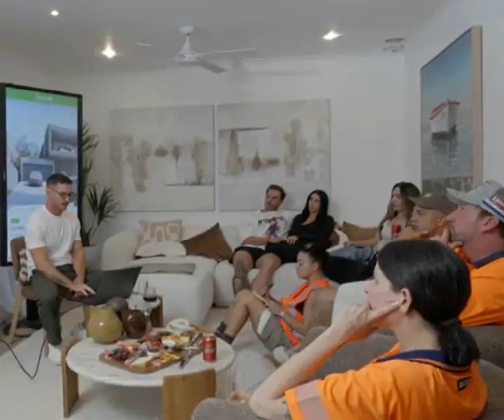 Darren Palmer speaks to The Block cast in their share house about the local Mt Eliza market.