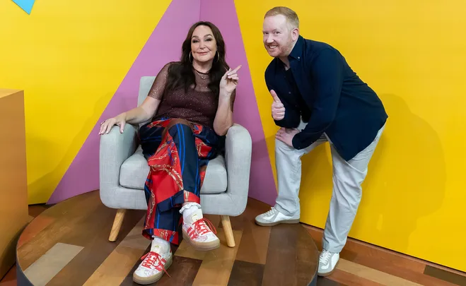Kate Langbroek finds a surprise family connection on Portrait Artist Of The Year