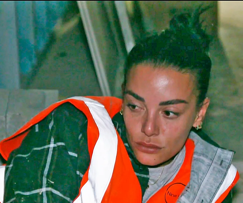 Tayla in hi vis crying on The Block 2026.