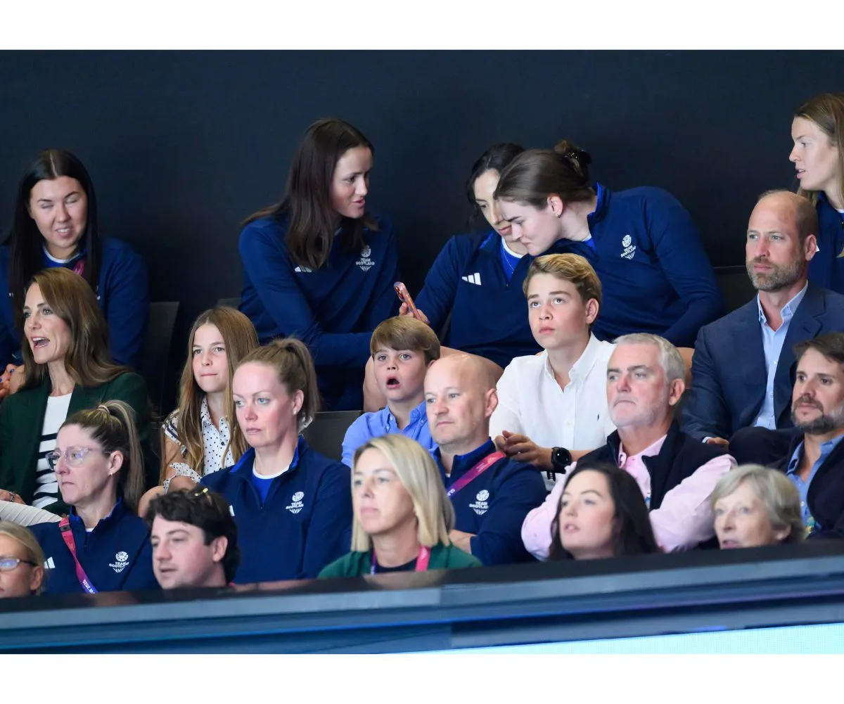 Prince William, Kate Middleton, Princess Charlotte, Prince Louis and Prince George watching netball at Commonwealth Games