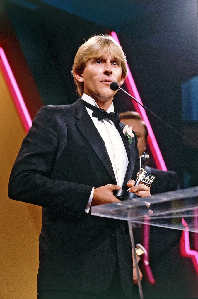 Grant Dodwell on stage at the 1990 TV WEEK Logie Awards.