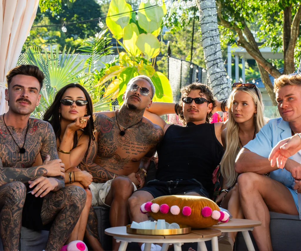 Aussie Shore s3 cast.