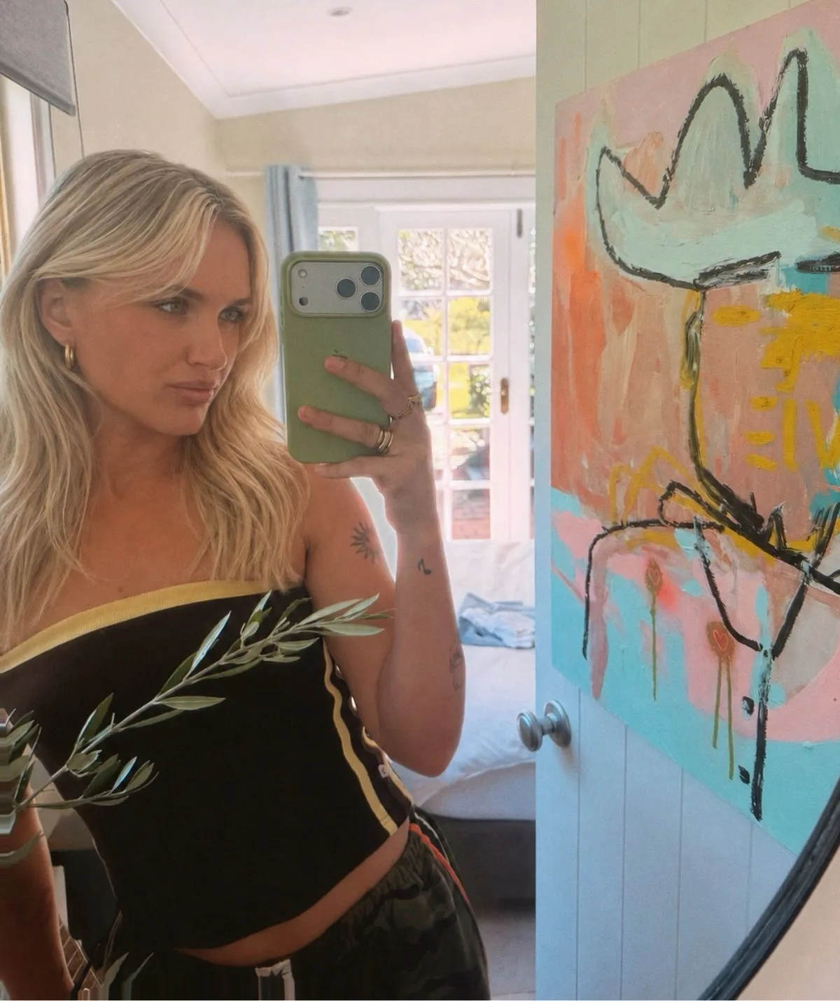 Coco in a selfie 