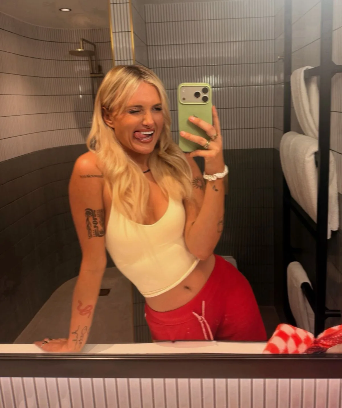 Big Brother's Coco Beeby poses in mirror selfie