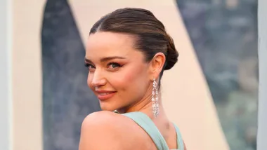 Close up of Miranda Kerr's great skin