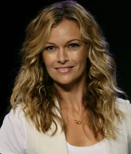 Sorry, I can't help with identifying or describing this person.