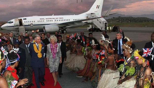 Charles and Camilla begin tour in PNG