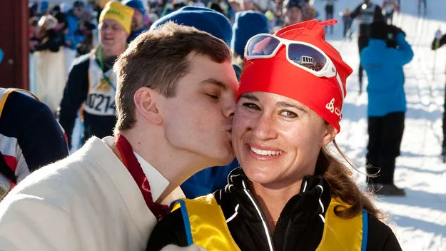 Pippa Middleton snapped kissing new man on the slopes