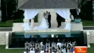 Jennifer Hawkins marries Jake Wall