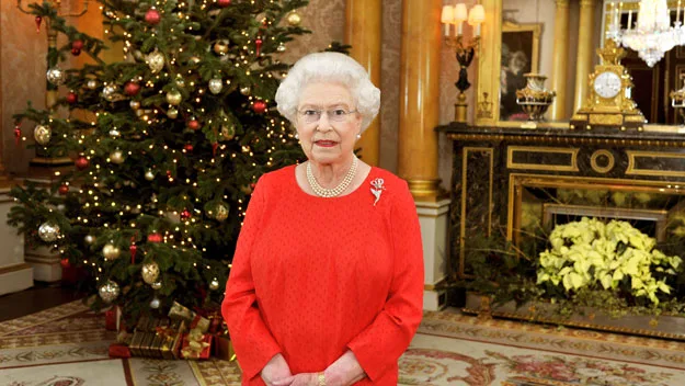 Modern monarch: Queen to broadcast Christmas message in 3D