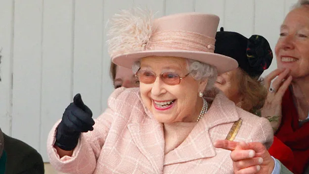 Queen gets a pay rise as she hits her last million