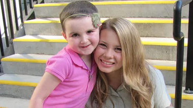 Maddy with her hero Bindi Irwin.