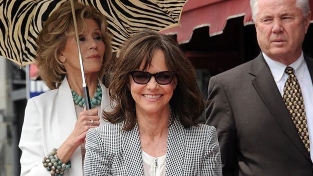 Jane Fonda, Sally Field and Tom LaBonge.