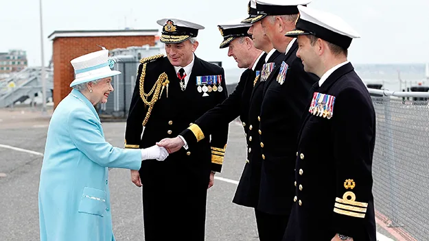 Queen Elizabeth with soldiers