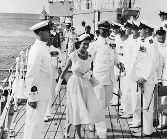A royal visit: Queen Elizabeth in Australia