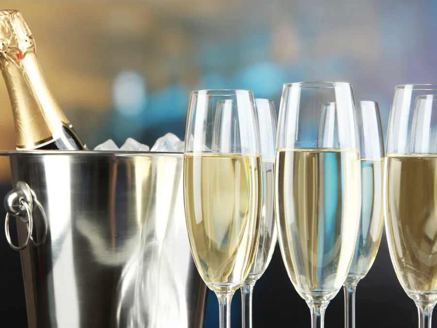 champagne flutes