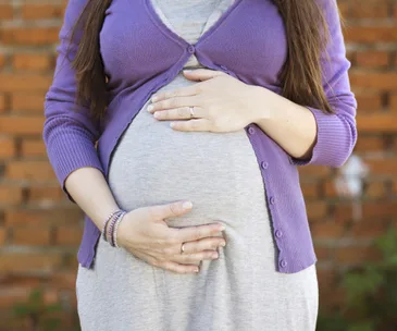 Average age of Australian mums jumps to 30