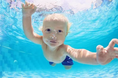 Controversial new swim school throws babies in at the deep end