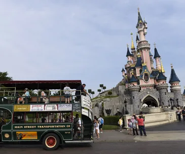 Police arrest man with two guns at Disneyland Paris