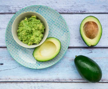 8 foods you shouldn’t keep in the fridge (but probably still do)