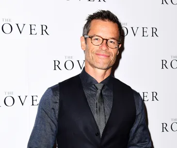Guy Pearce becomes a dad for the first time!