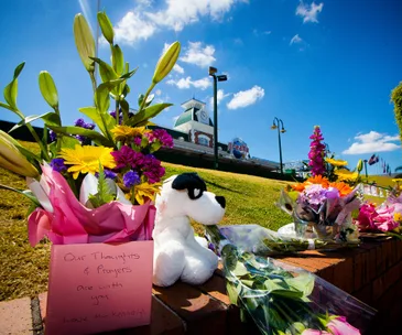Dreamworld to reopen three days after tragic deaths of four people
