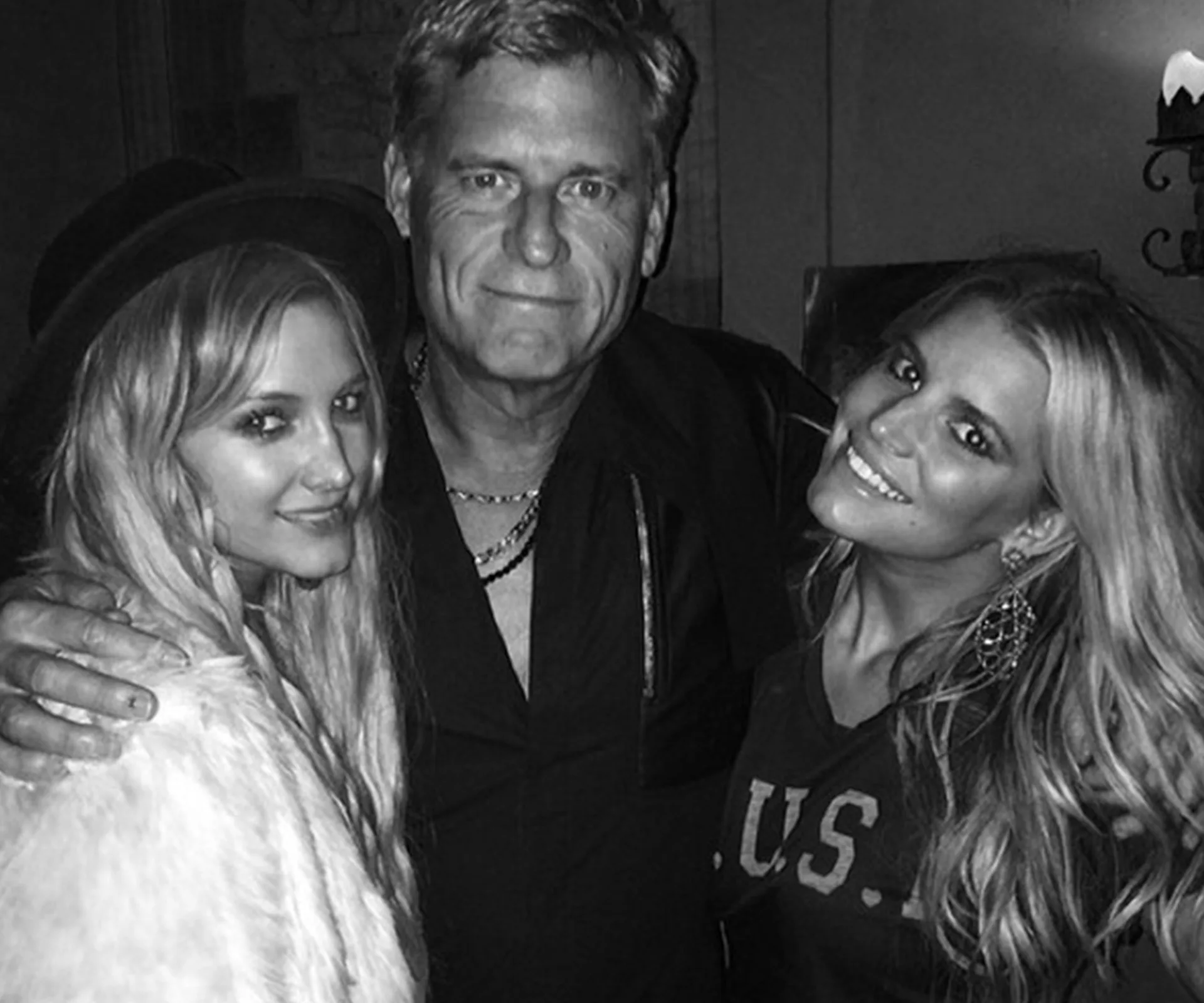 Ashlee, Joe and Jessica Simpson