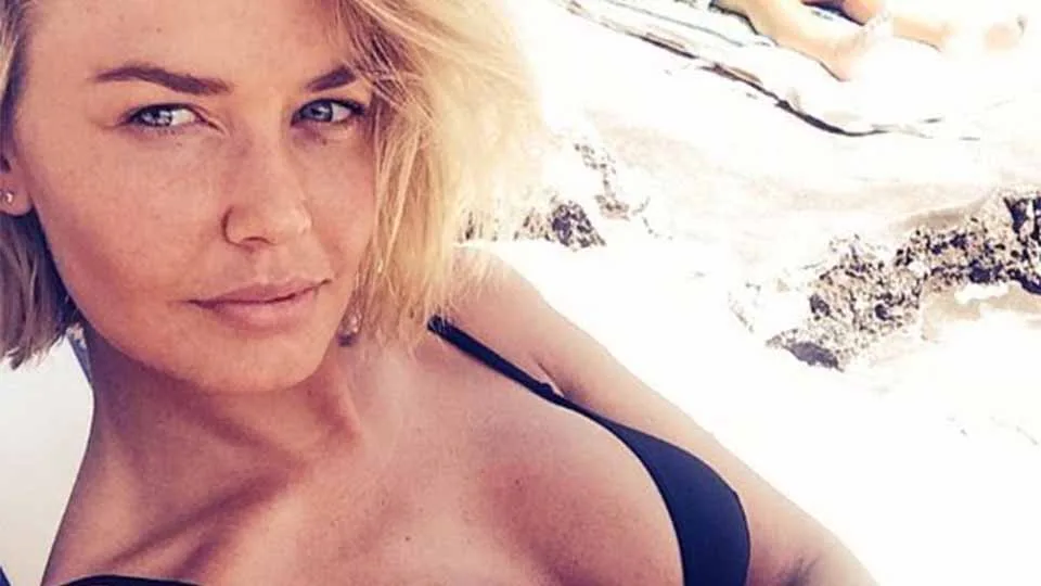 lara bingle body