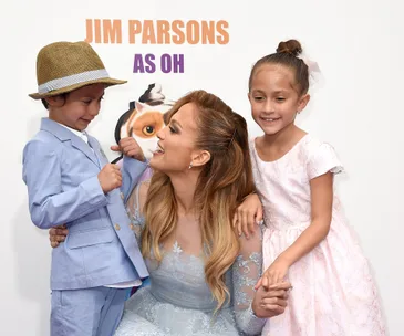 Jennifer Lopez, Motherhood, Shades of Blue