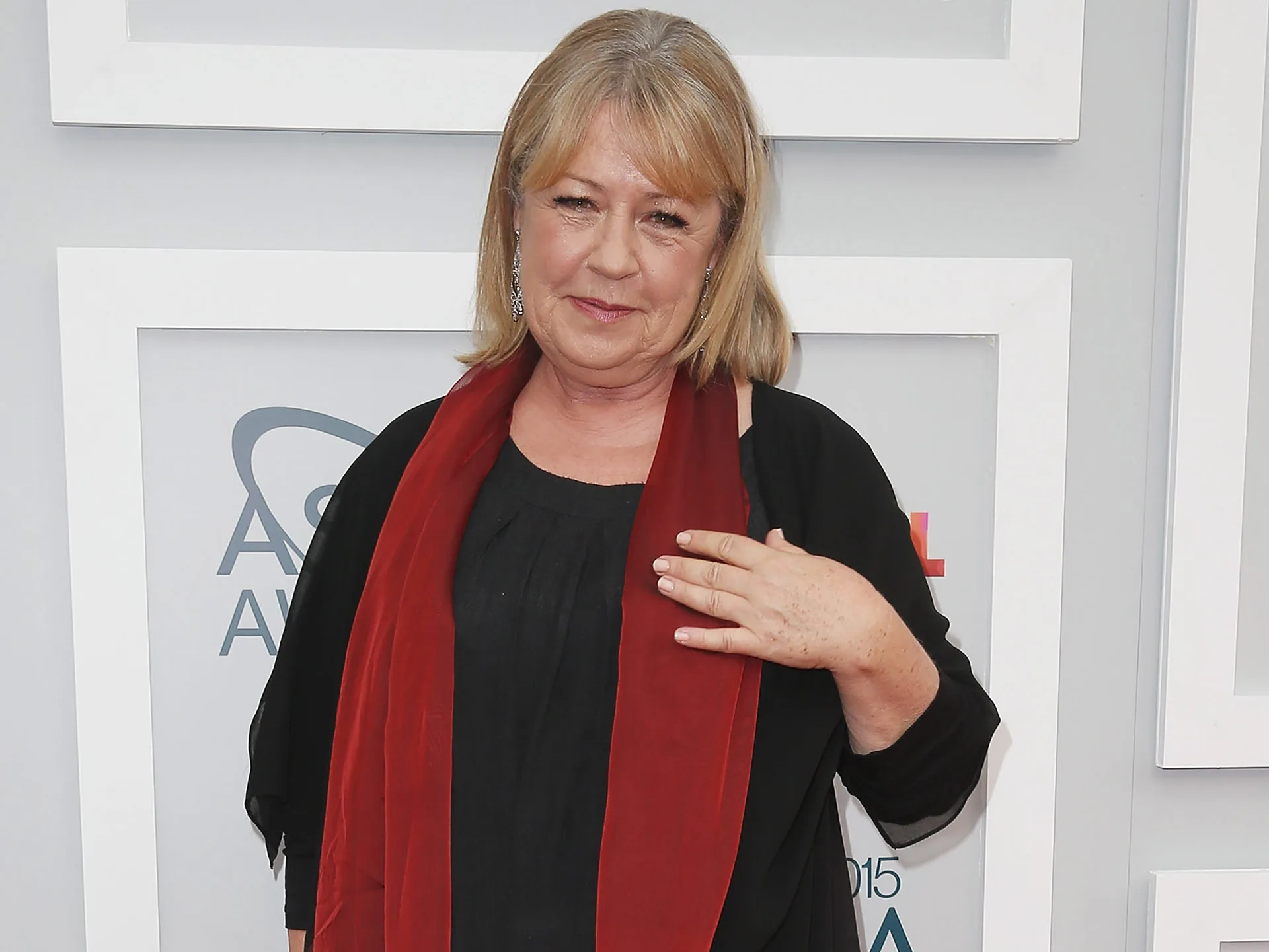 Noni Hazlehurst on getting older and wiser