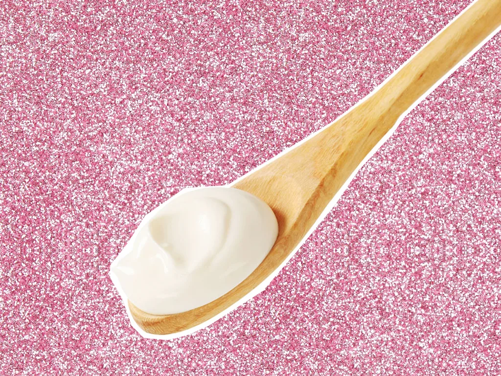 Cr&egrave;me fra&icirc;che and sour cream: what's the difference?