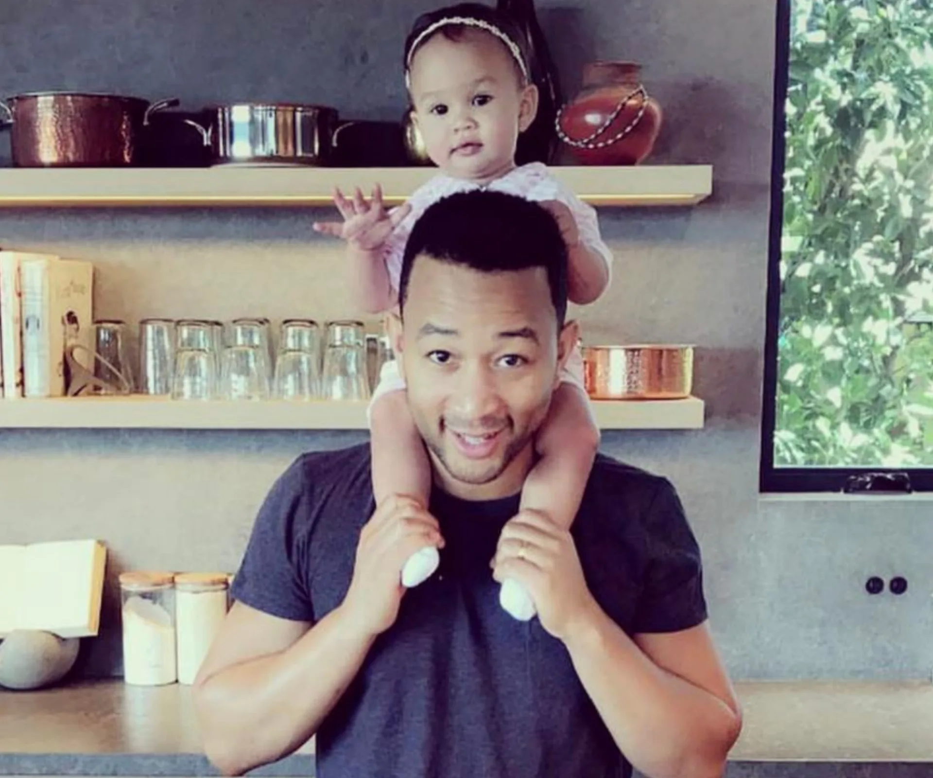 John Legend, Luna Simone Stephens