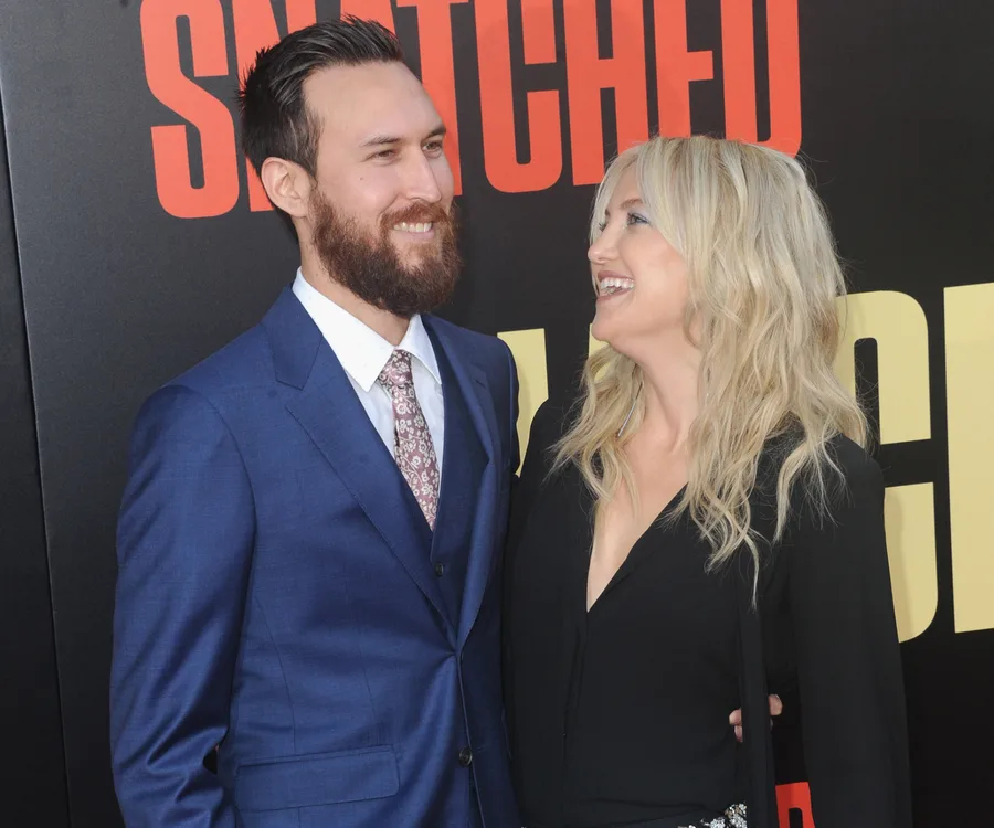 Kate Hudson, Danny Fujikawa