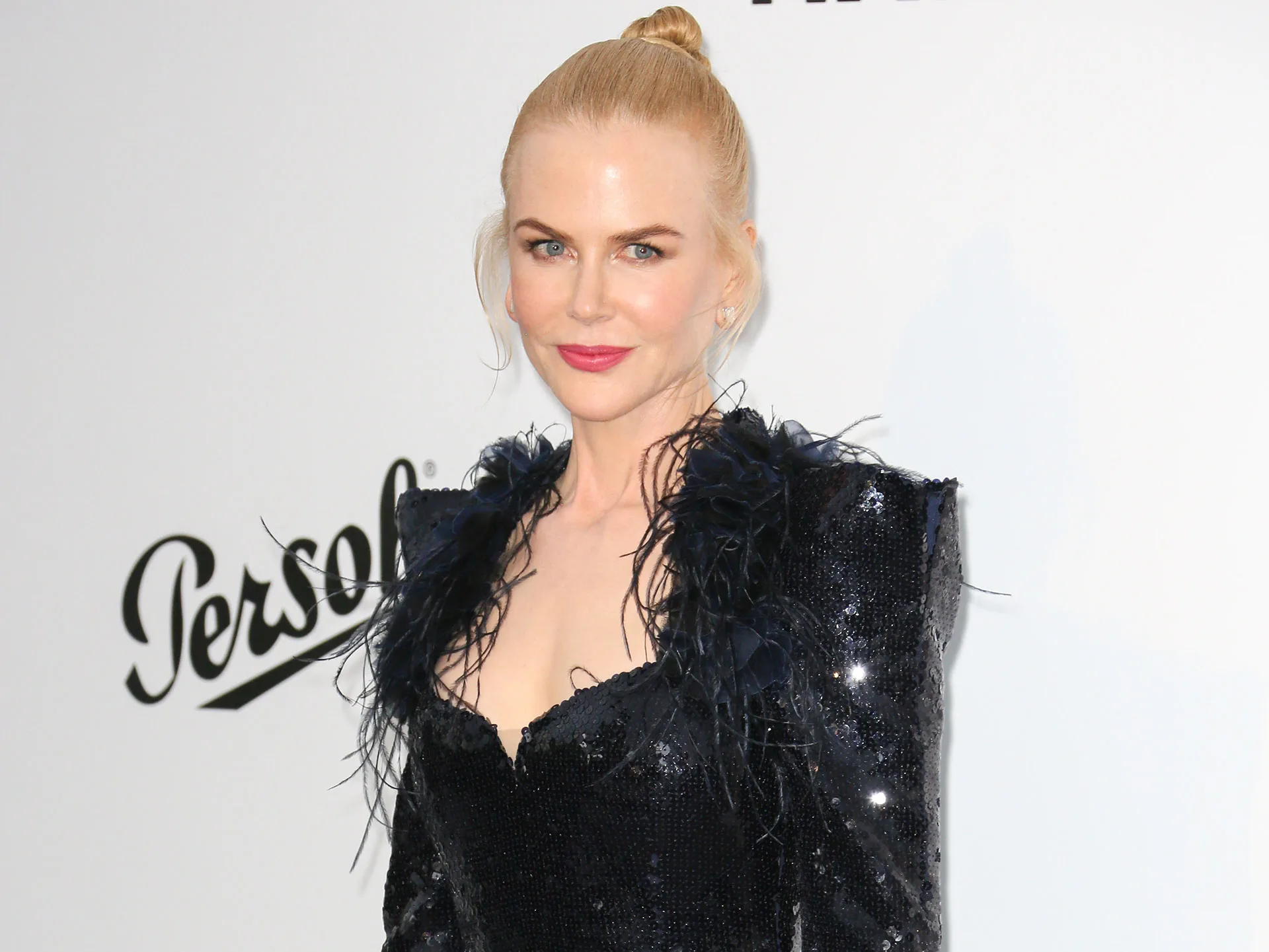 Nicole Kidman just shared her best highlighter trick