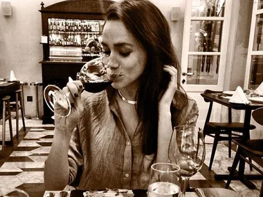meghan markle drinking wine