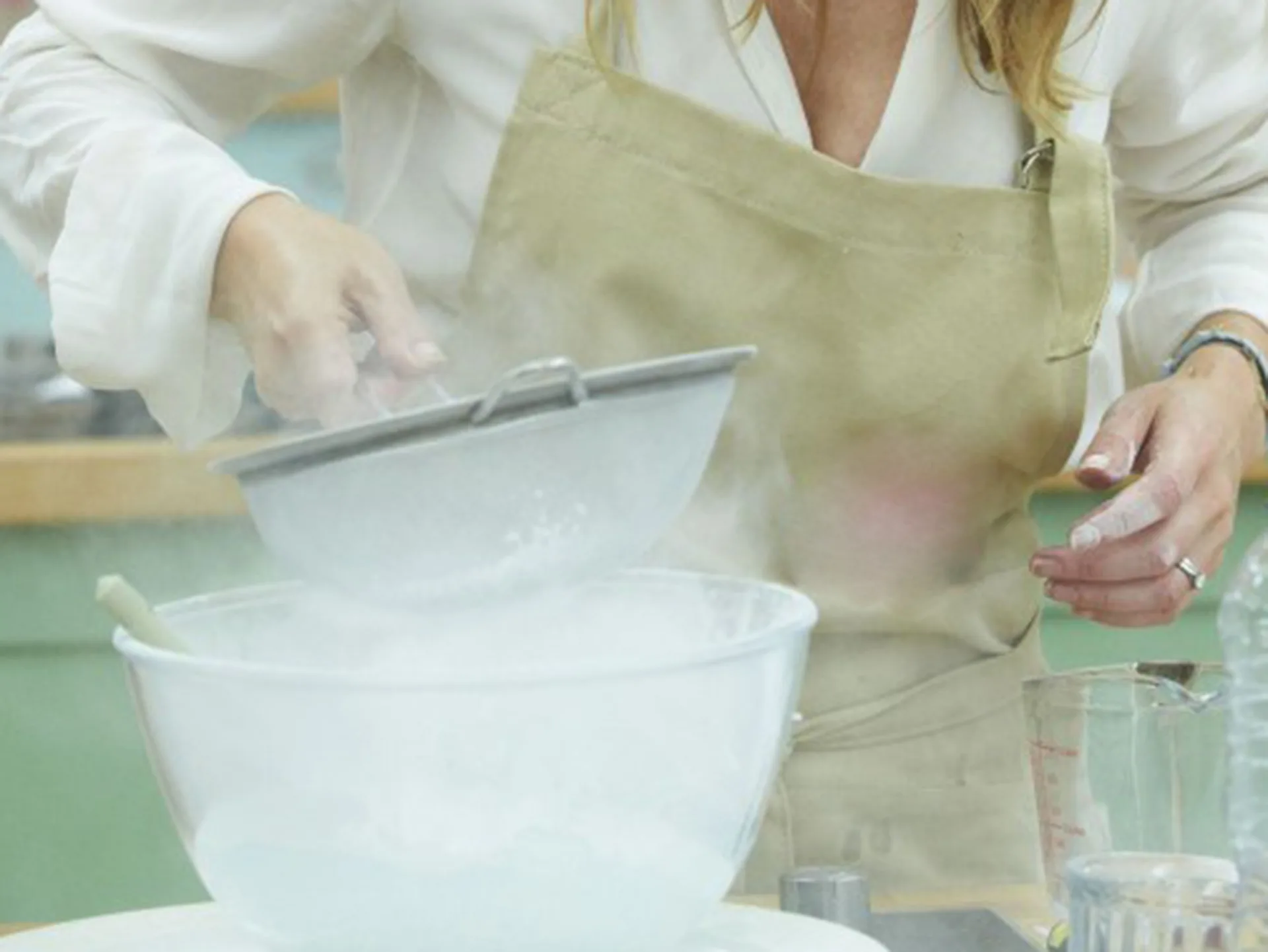 Baking soda, bicarb soda, baking powder - what's the difference?