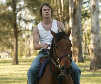 Chris Hemsworth Home And Away 