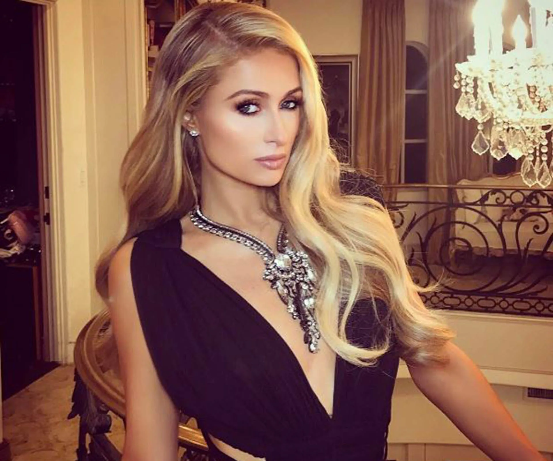 Paris Hilton has a new song out