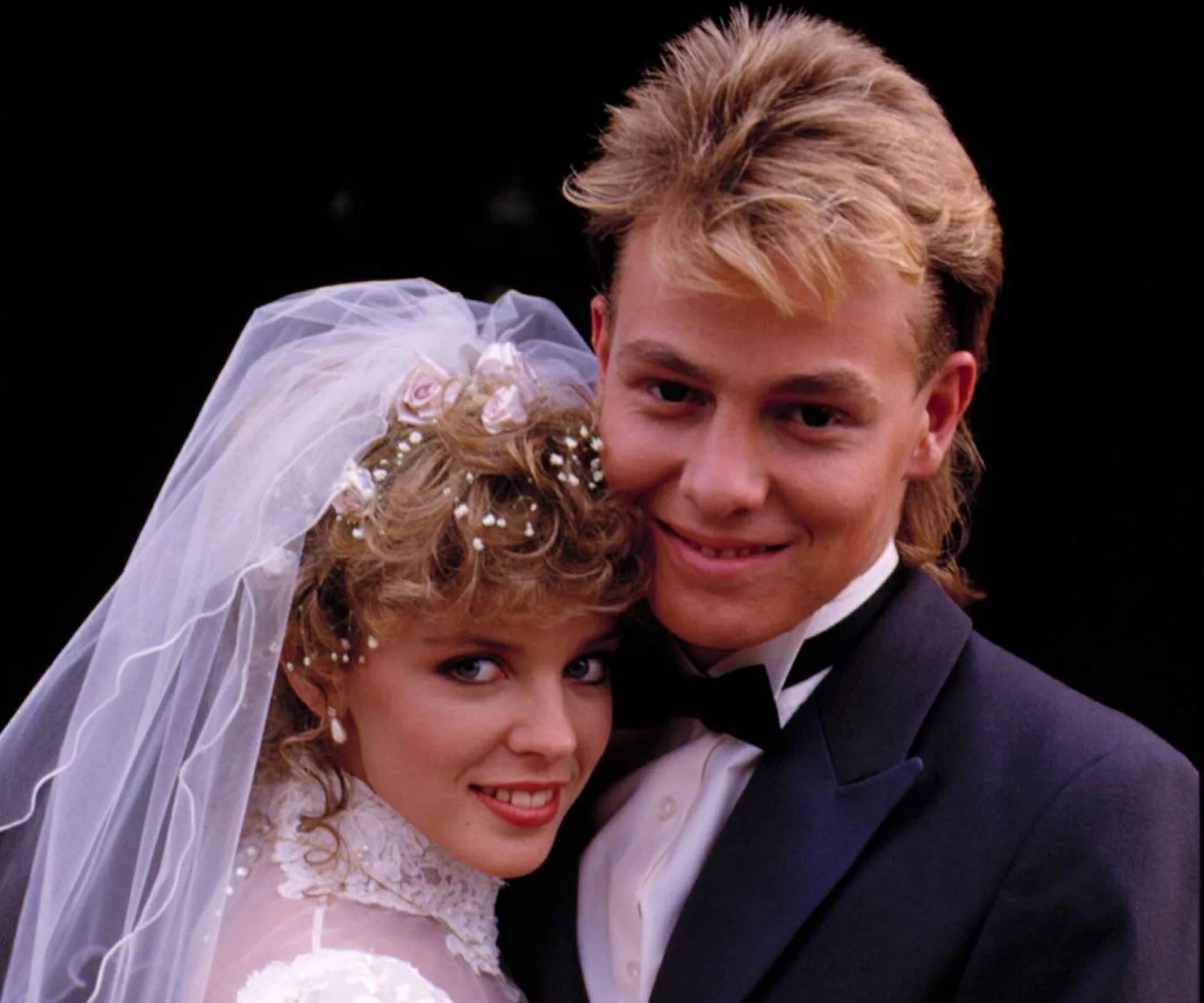 Scott (Jason Donovan) and Charlene (Kylie Minogue)