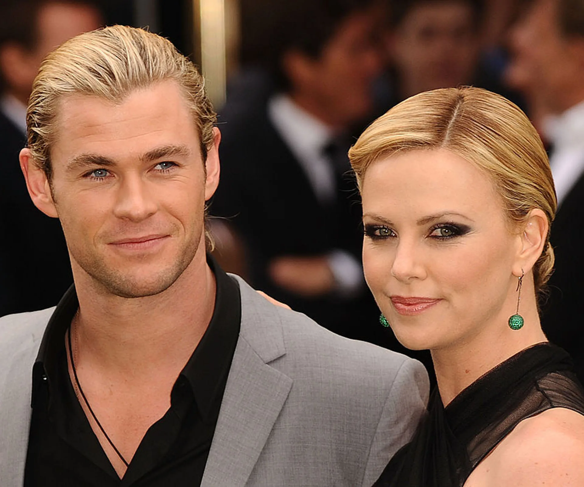 Chris Hemsworth and Charlize Theron